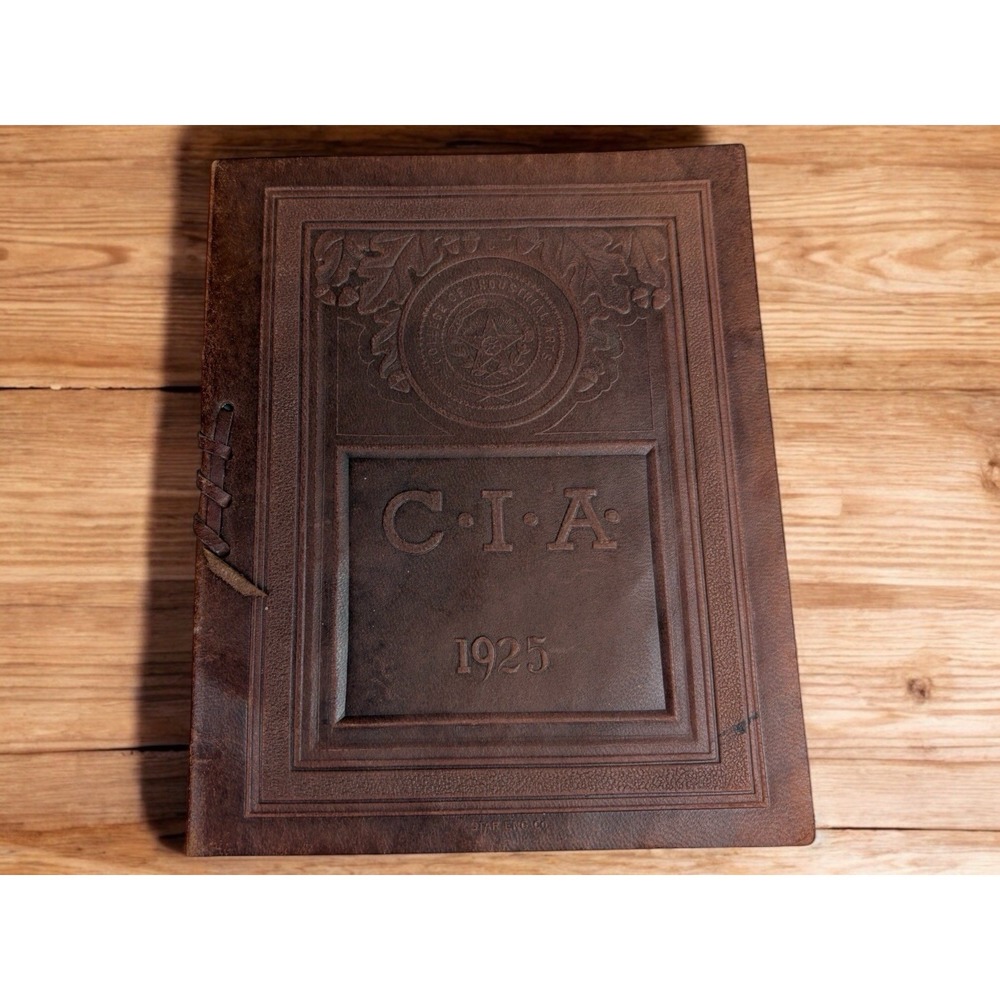 C.I.A. 1925 College Of Industrial Arts Graduation Denton, Texas
